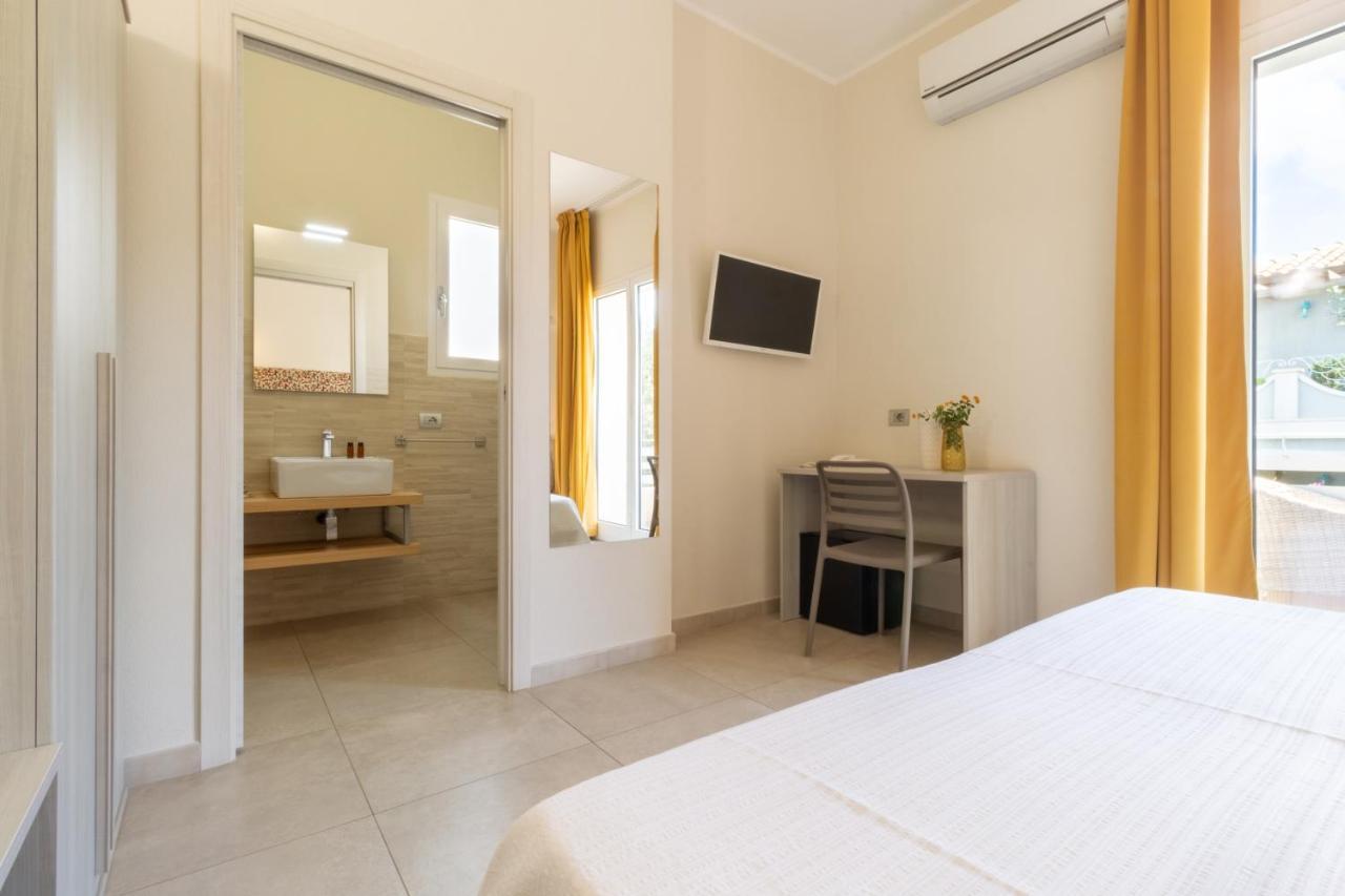 New Ca'Mea Hotel Villasimius Buitenkant foto