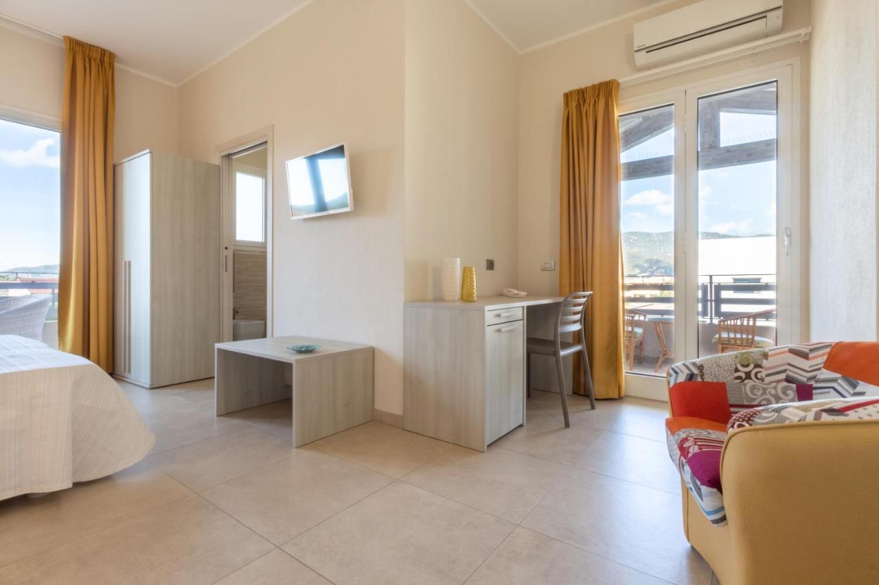 New Ca'Mea Hotel Villasimius Buitenkant foto