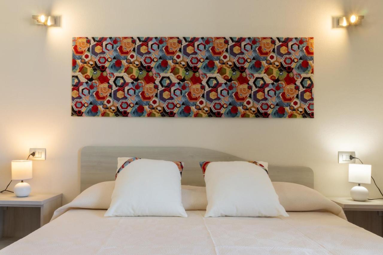 New Ca'Mea Hotel Villasimius Buitenkant foto