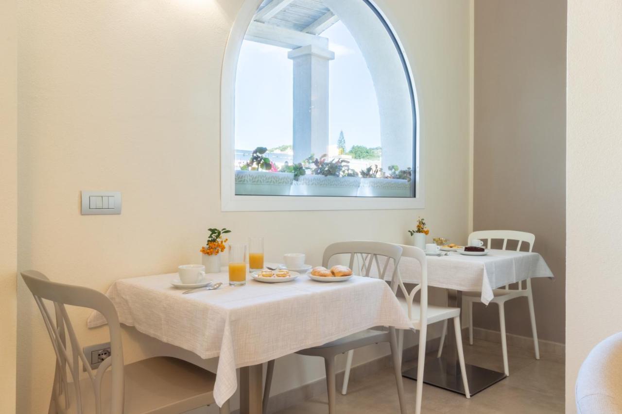 New Ca'Mea Hotel Villasimius Buitenkant foto
